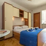 Mara Apartment Makarska