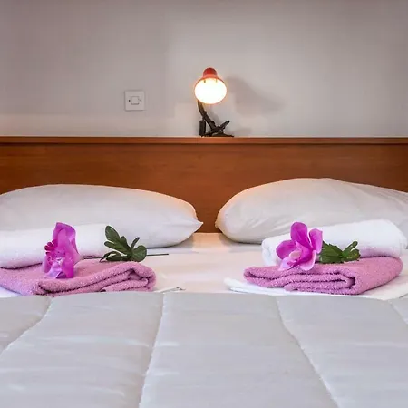 Mara * Макарська